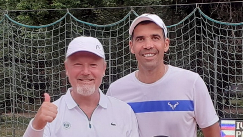 Tenis / Turnee castigate la Budapesta de catre veterani din Romania